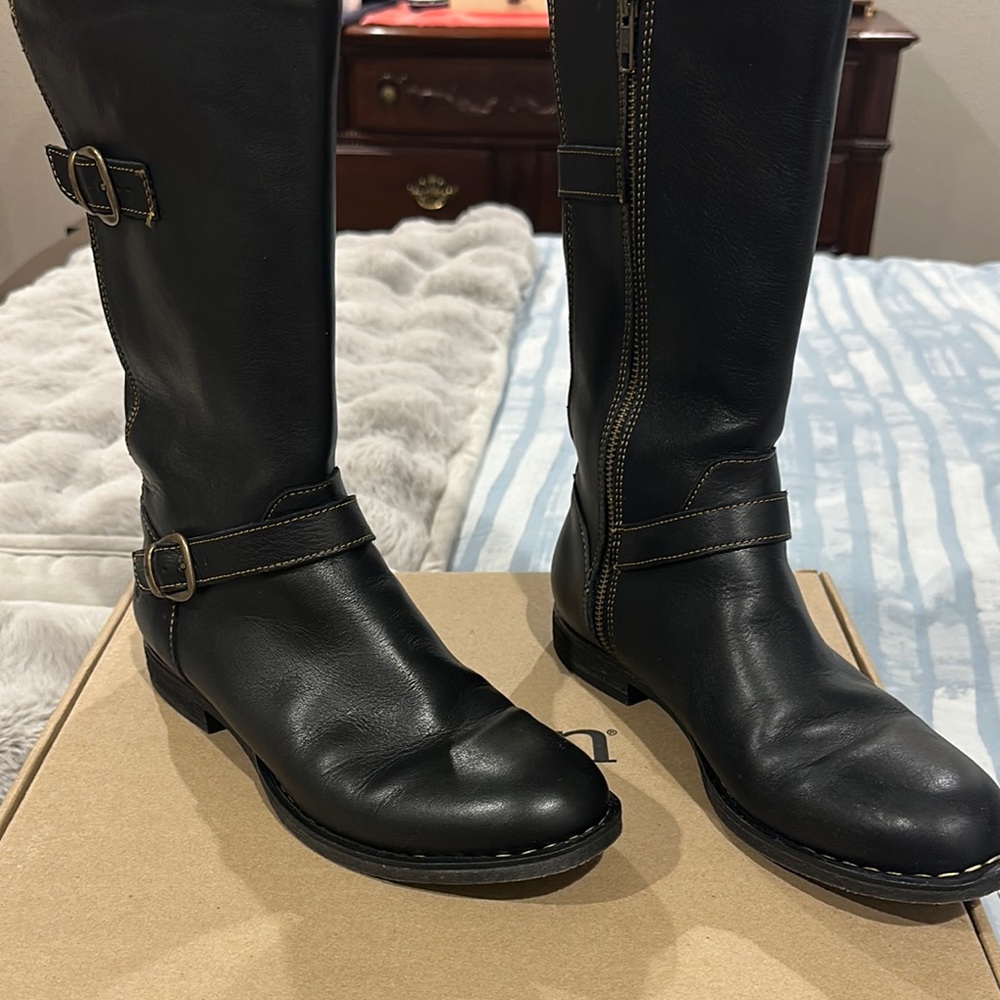Born Black Heeled Boots with Matte Finish